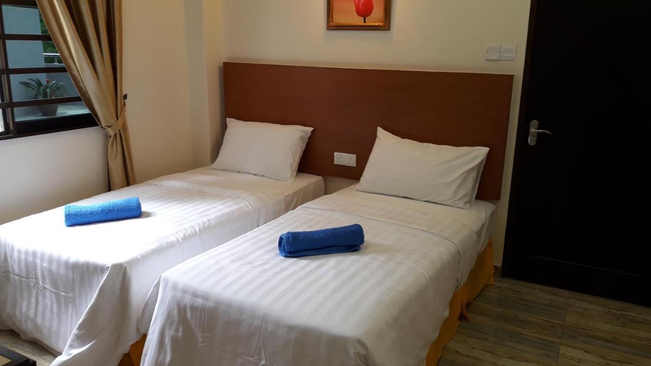 Tulip Hotel & Apartment Камерън Хайлендс Екстериор снимка