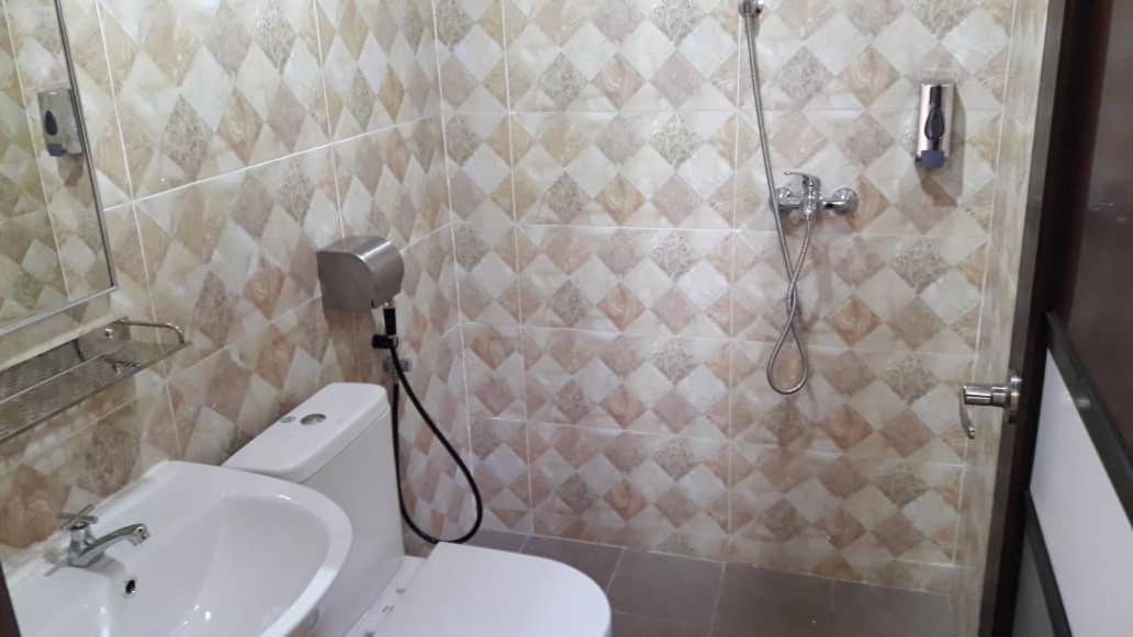Tulip Hotel & Apartment Камерън Хайлендс Екстериор снимка